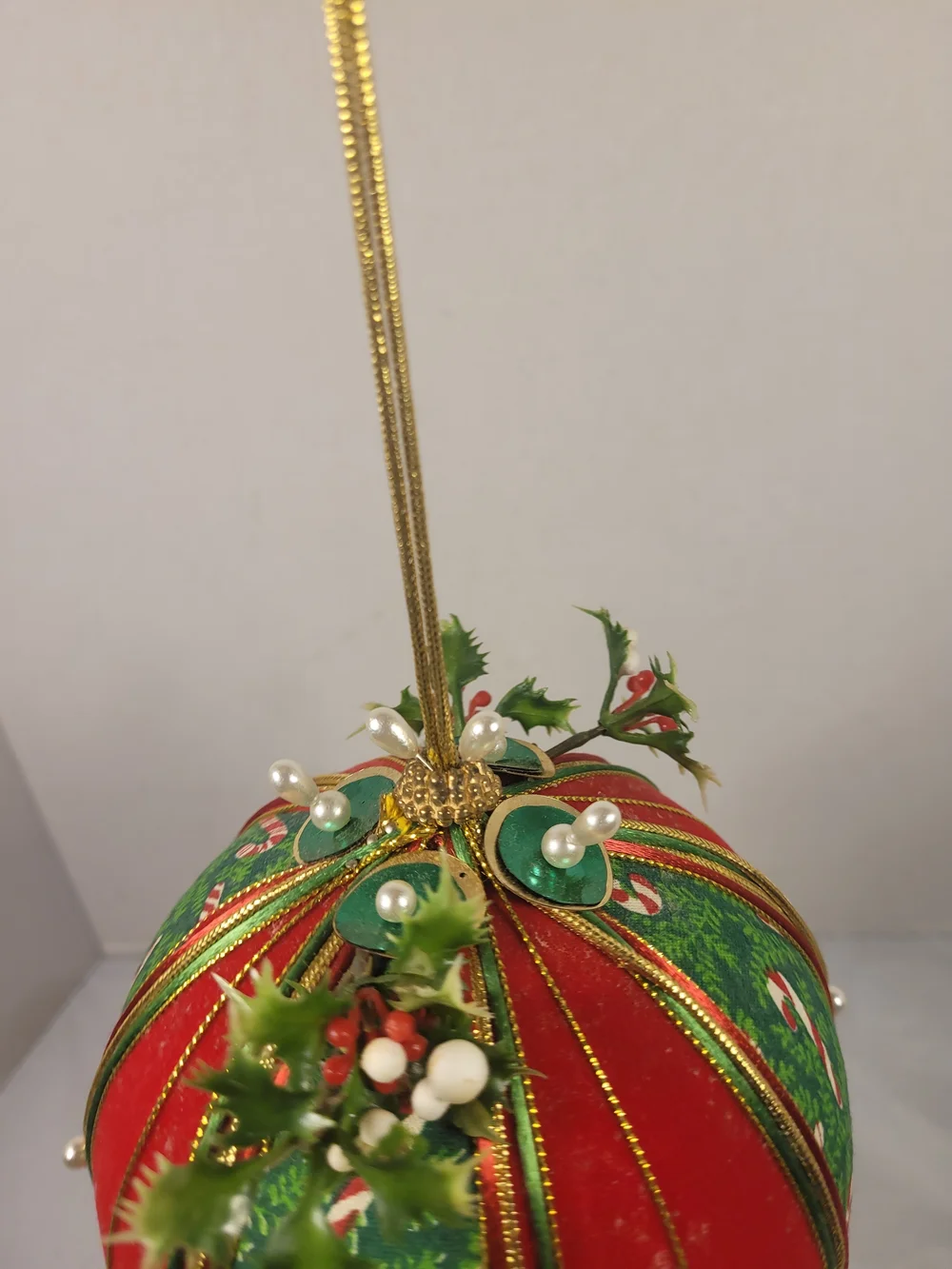 Vintage Christmas Hot Air Balloon Decoration Music Box (U)